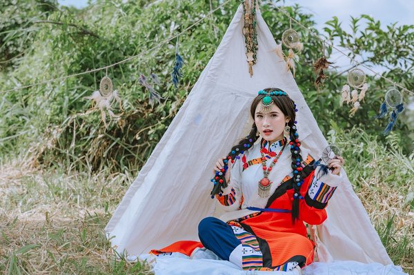 L'univers des tentes filles pour stimuler l'imaginaire des enfants